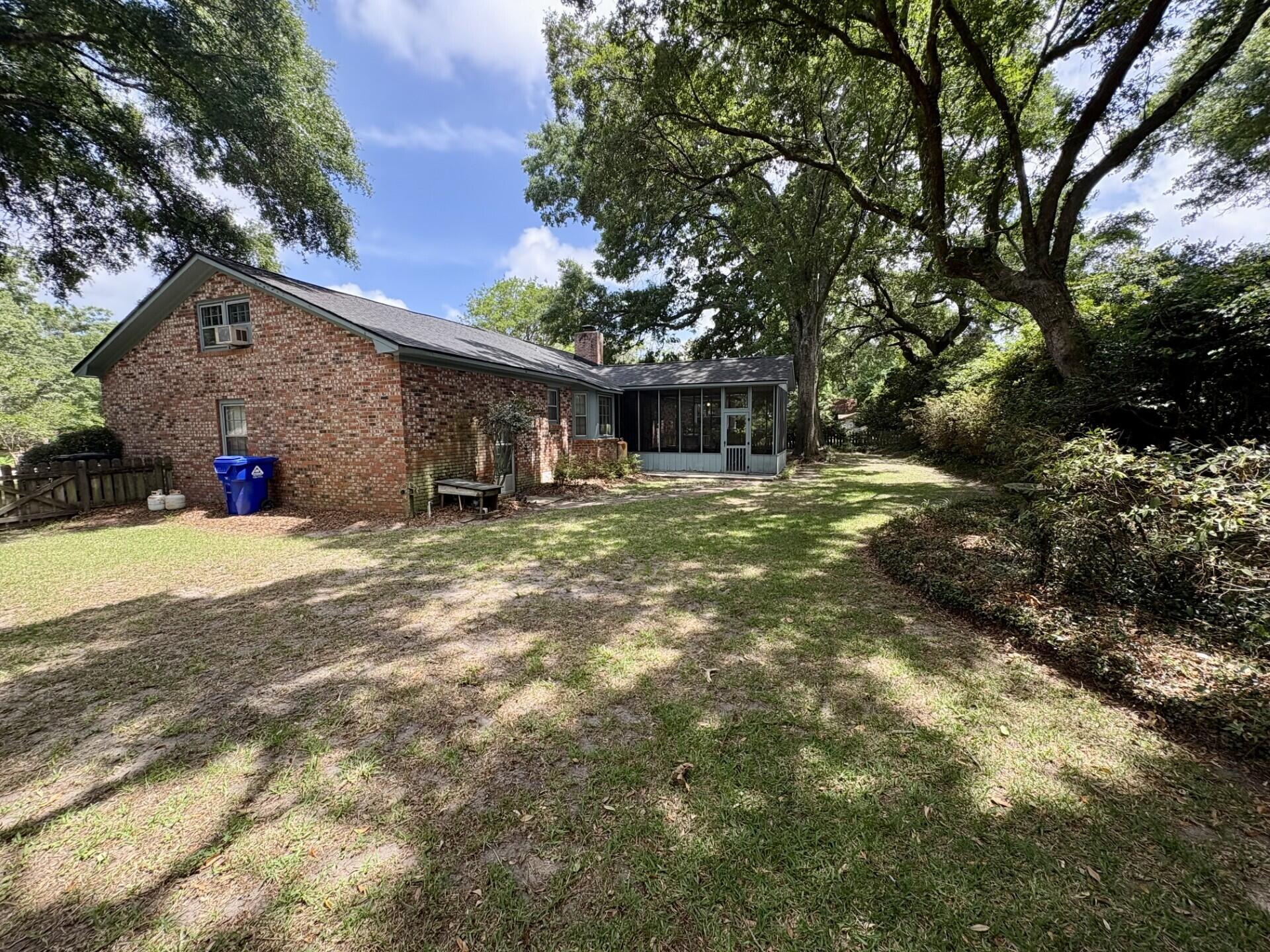 1003 Chambers Lane Mount Pleasant, SC 29464 - Photo 28 of 34 28