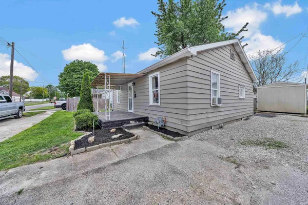 $135,000 | 213 West Mulberry Street, Princeton, IN 47670