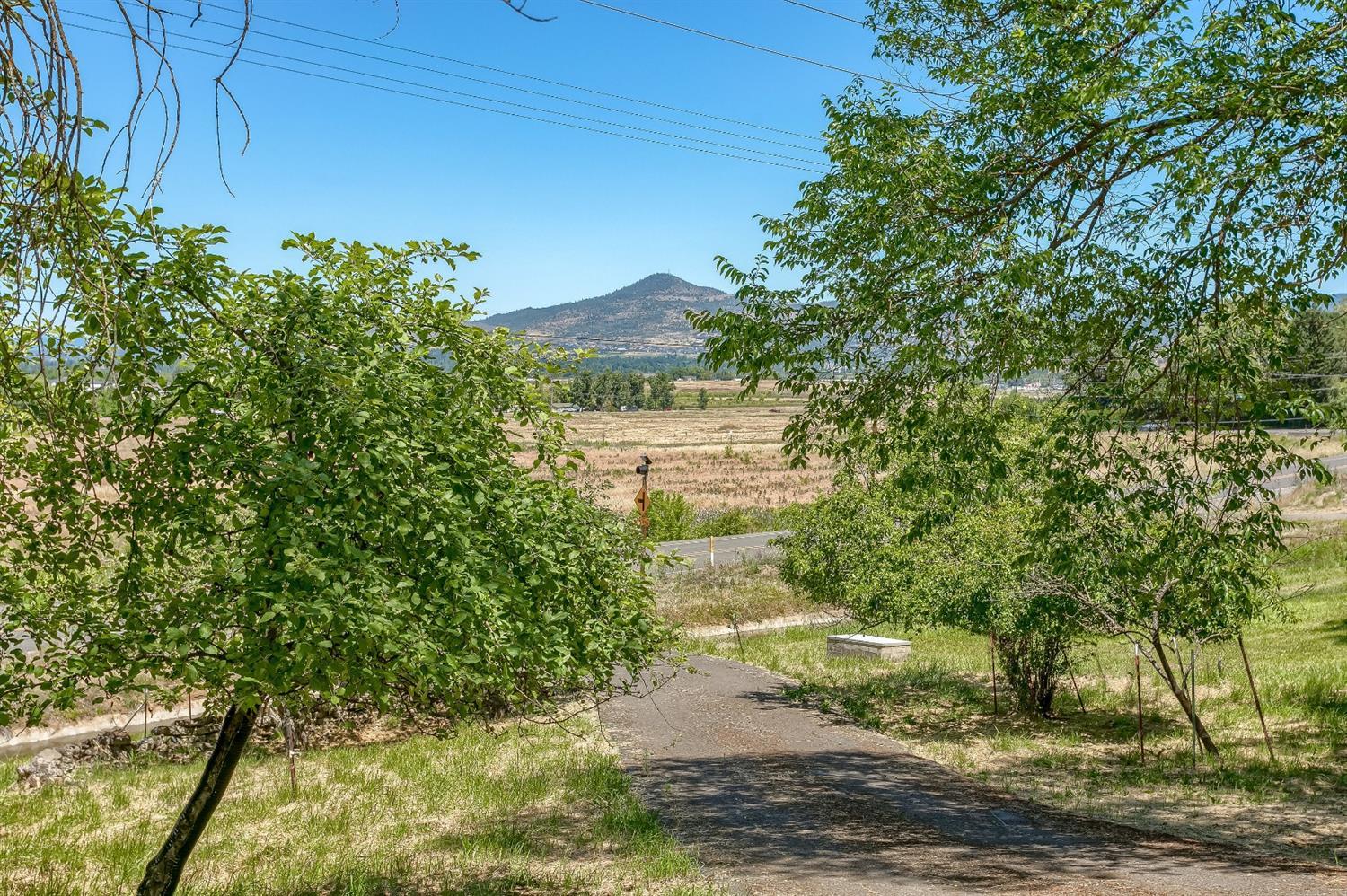 795 South Stage Road Medford, OR 97501 - Photo 2 of 29 Additional Photo