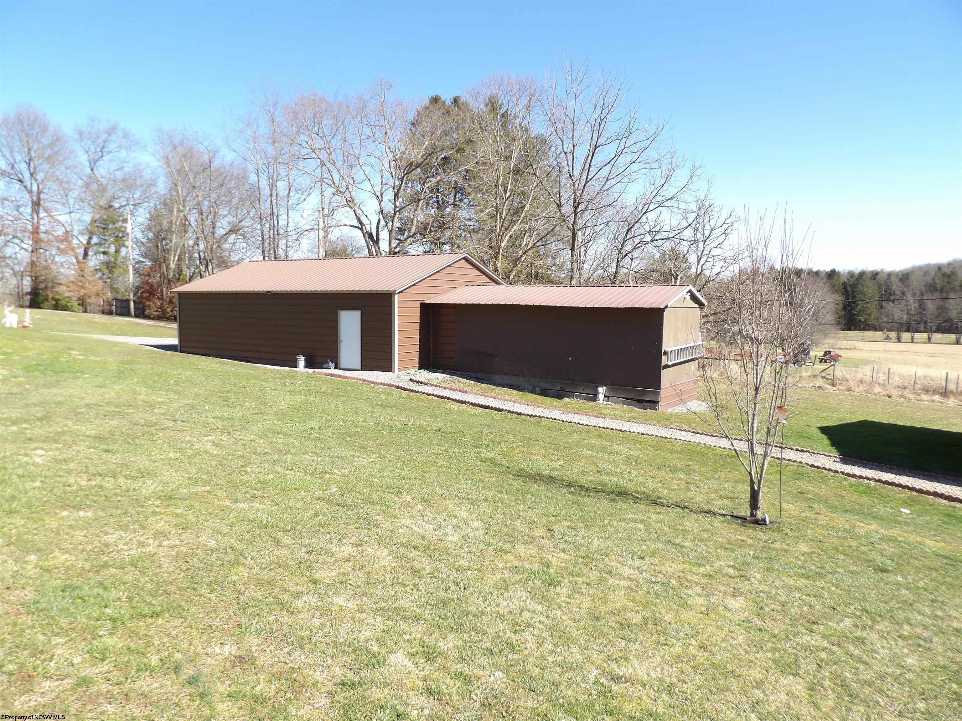 597 Q Road Reedsville, WV 26547 - Photo 23 of 29 Gallery Image 23