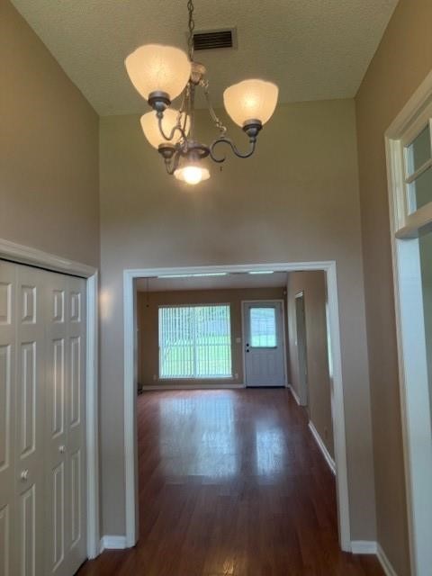 3028 Charing Cross Brunswick, GA 31525 - Photo 3 of 21 foyer