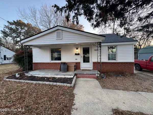 $110,000 | 904 East Pope Street, Dunn, NC 28334