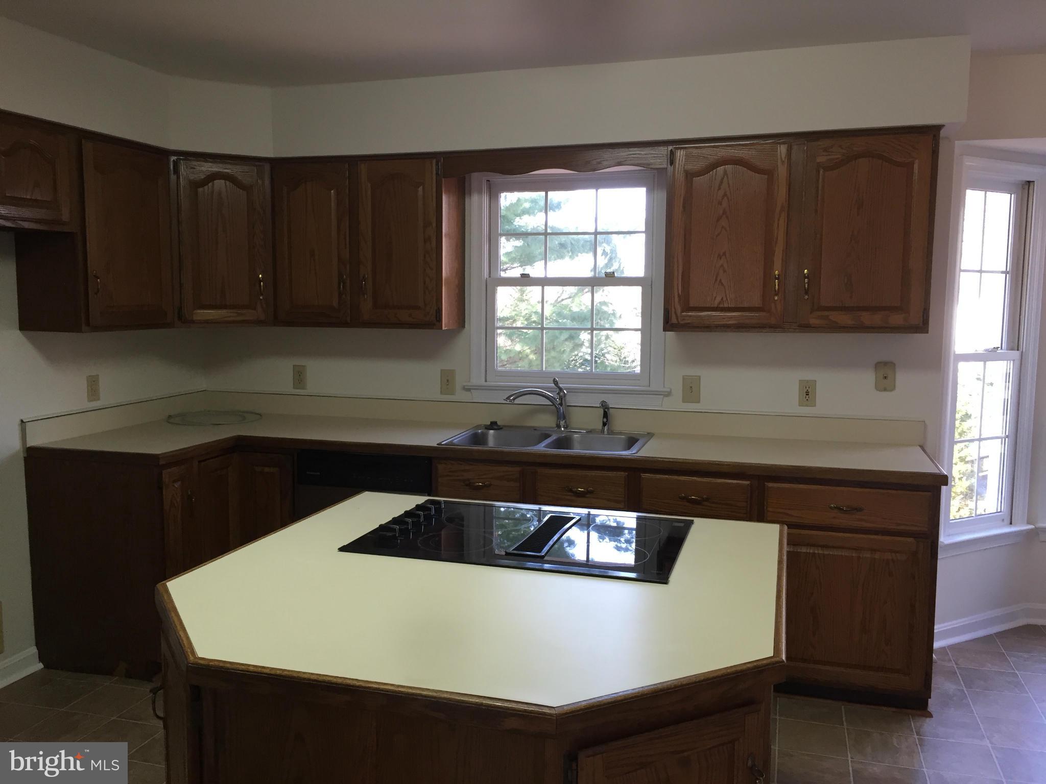 237 Choptank Road Stafford, VA 22556 - Photo 2 of 29 Kitchen