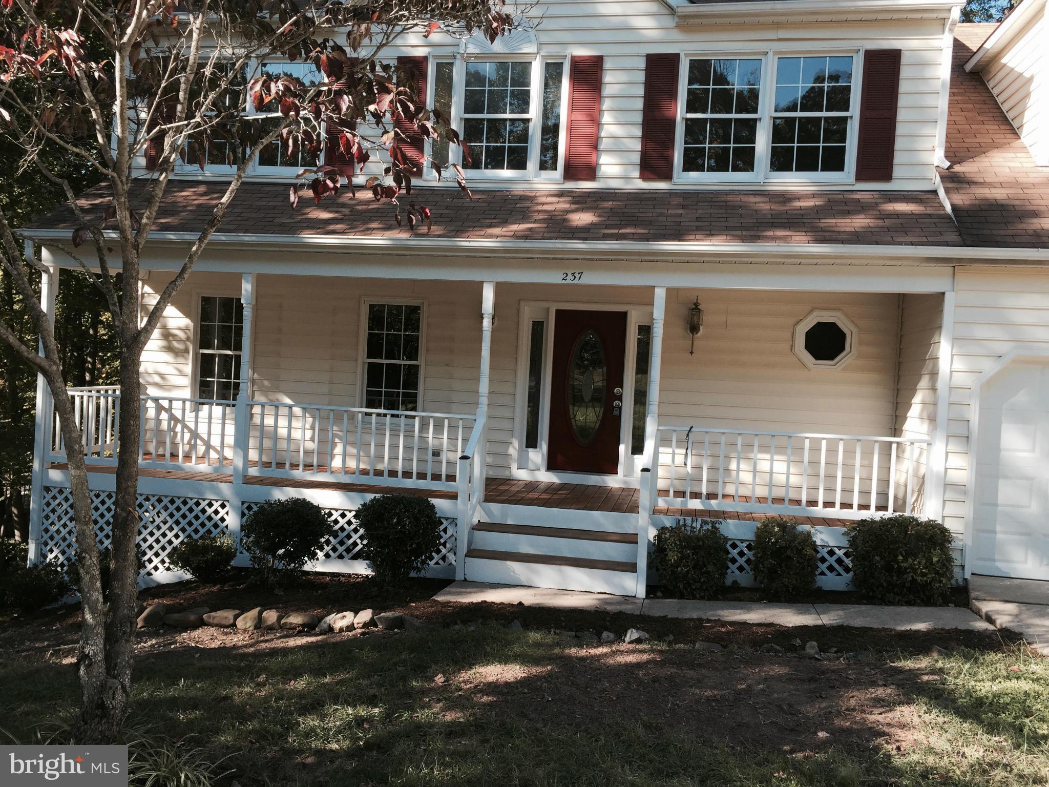 237 Choptank Road Stafford, VA 22556 - Photo 27 of 29 Exterior (Front)