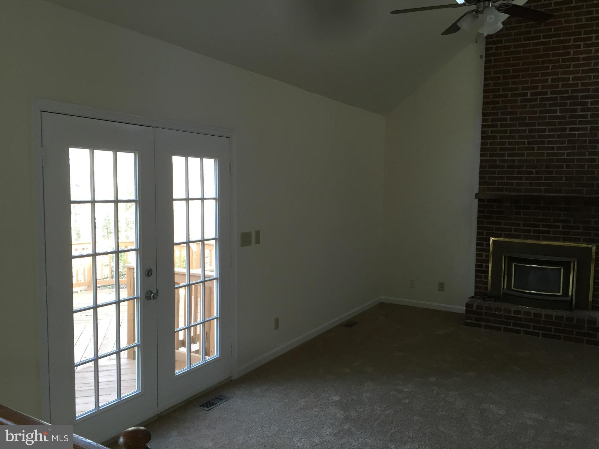 237 Choptank Road Stafford, VA 22556 - Photo 7 of 29 Family Room