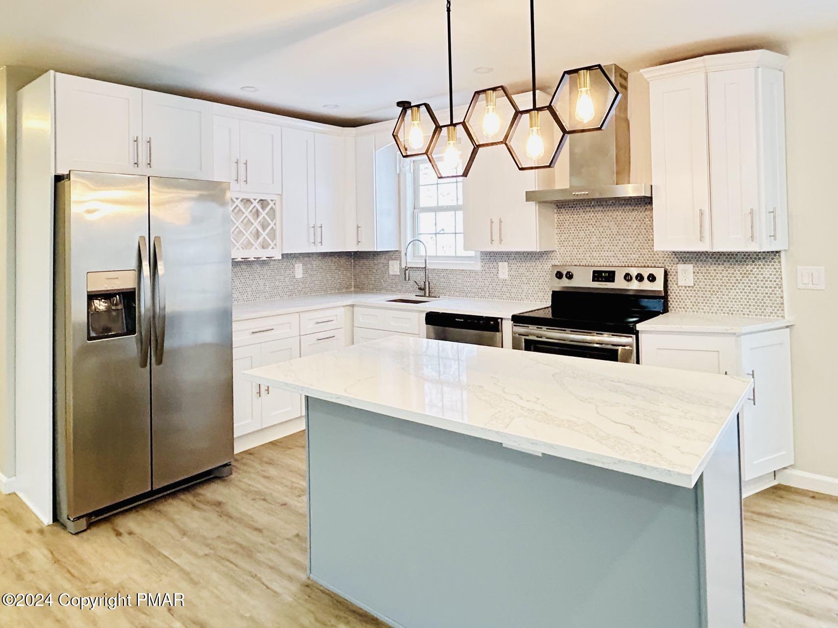 6113 Horatio Road Tobyhanna, PA 18466 - Photo 5 of 11 Kitchen