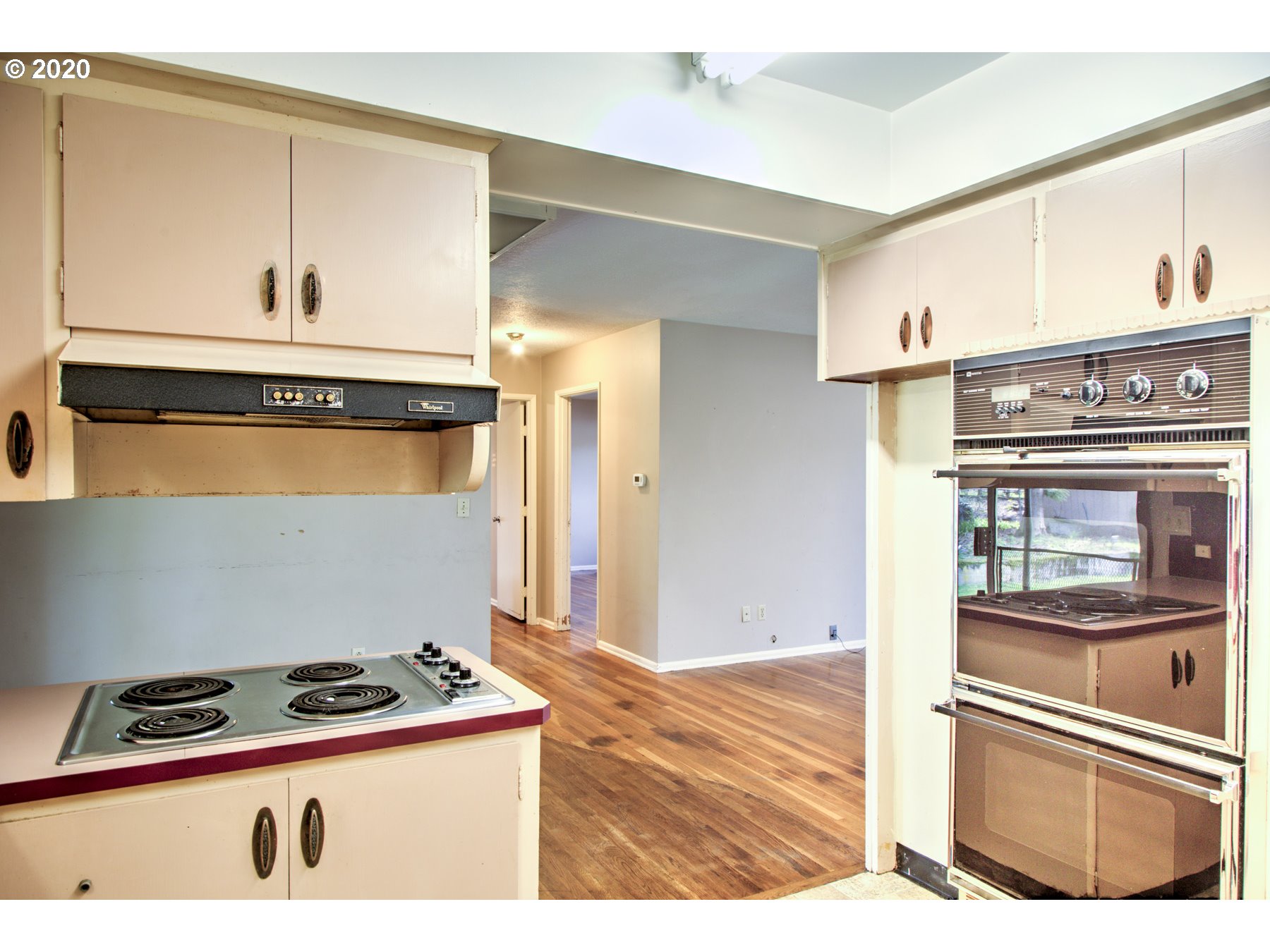 13440 Southeast Foster Road Portland, OR 97236 - Photo 11 of 30 Gallery Image 11
