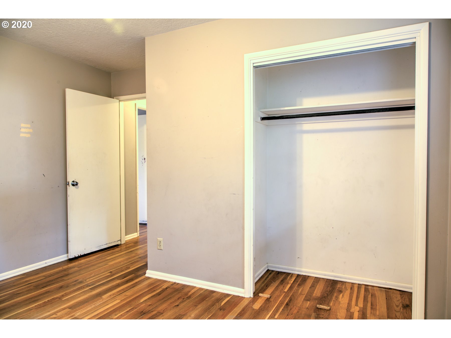 13440 Southeast Foster Road Portland, OR 97236 - Photo 16 of 30 Gallery Image 16