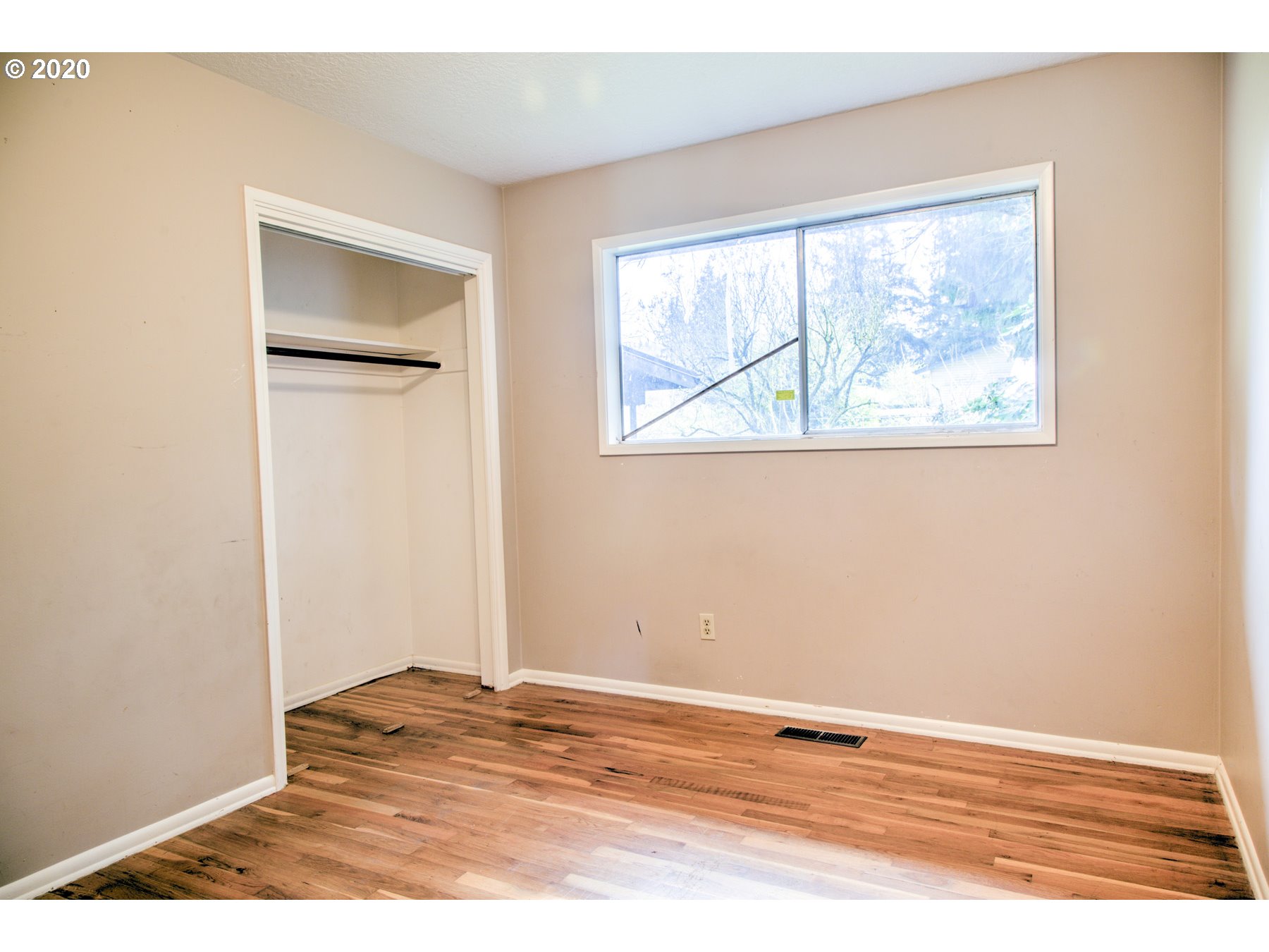 13440 Southeast Foster Road Portland, OR 97236 - Photo 17 of 30 Gallery Image 17