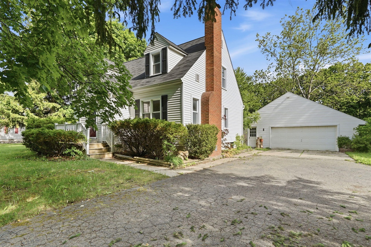 1158 West Reid Road Flint, MI 48507 - Photo 25 of 33