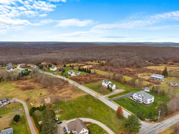 $85,000 | 6 Farm View Drive, Norwich, CT 06360