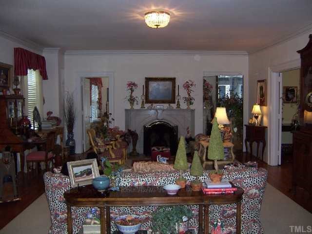 805 Harvey Street Raleigh, NC 27608 - Photo 3 of 12