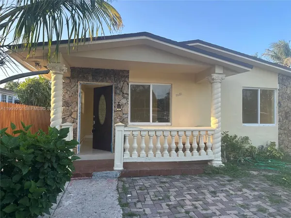 $2,200 | 1655 Northwest 116th Street, Unit FRONT, Miami, FL 33167