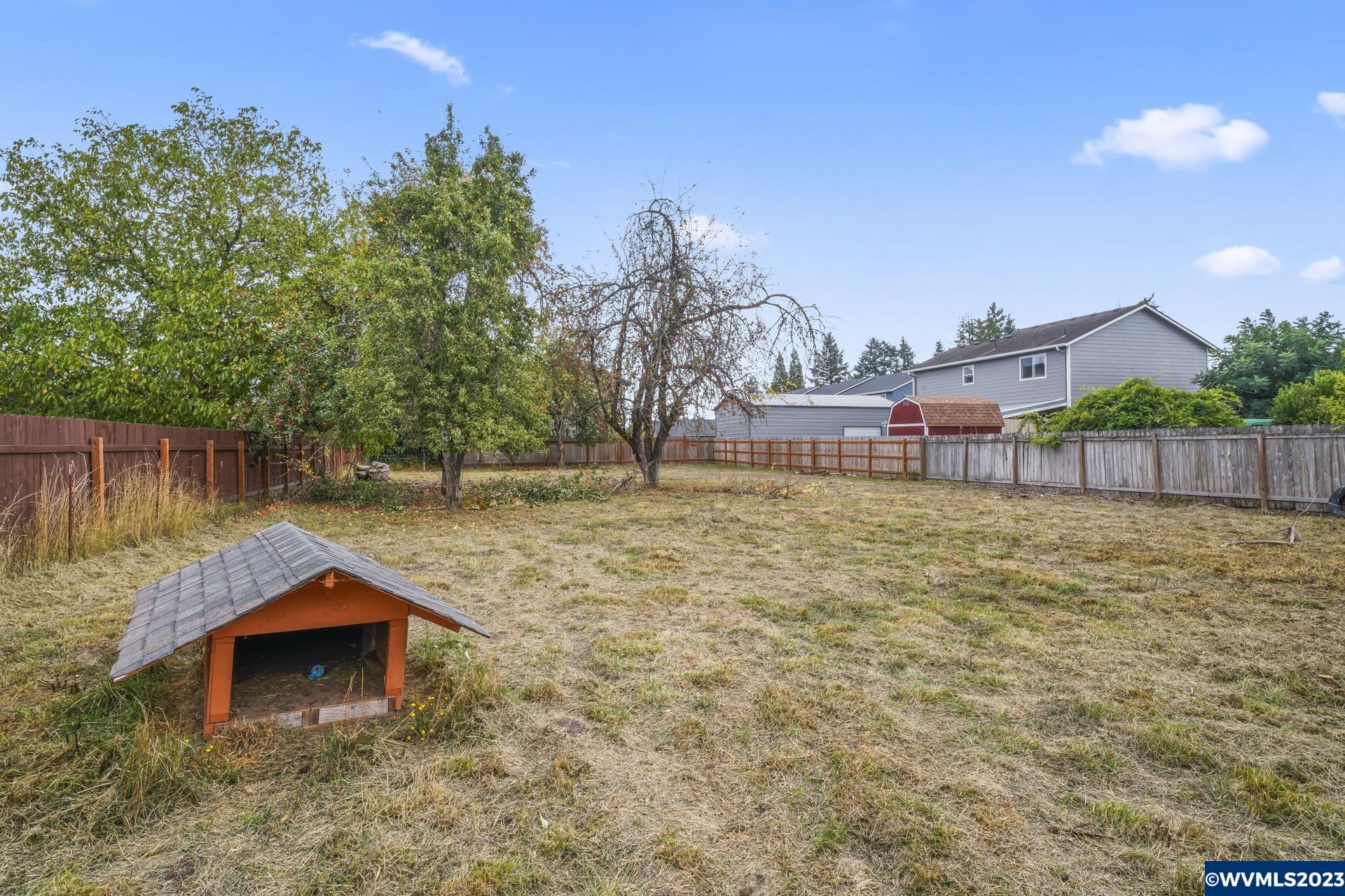 2385 Stoltz Hill Road Lebanon, OR 97355 - Photo 26 of 35 Gallery Image 26
