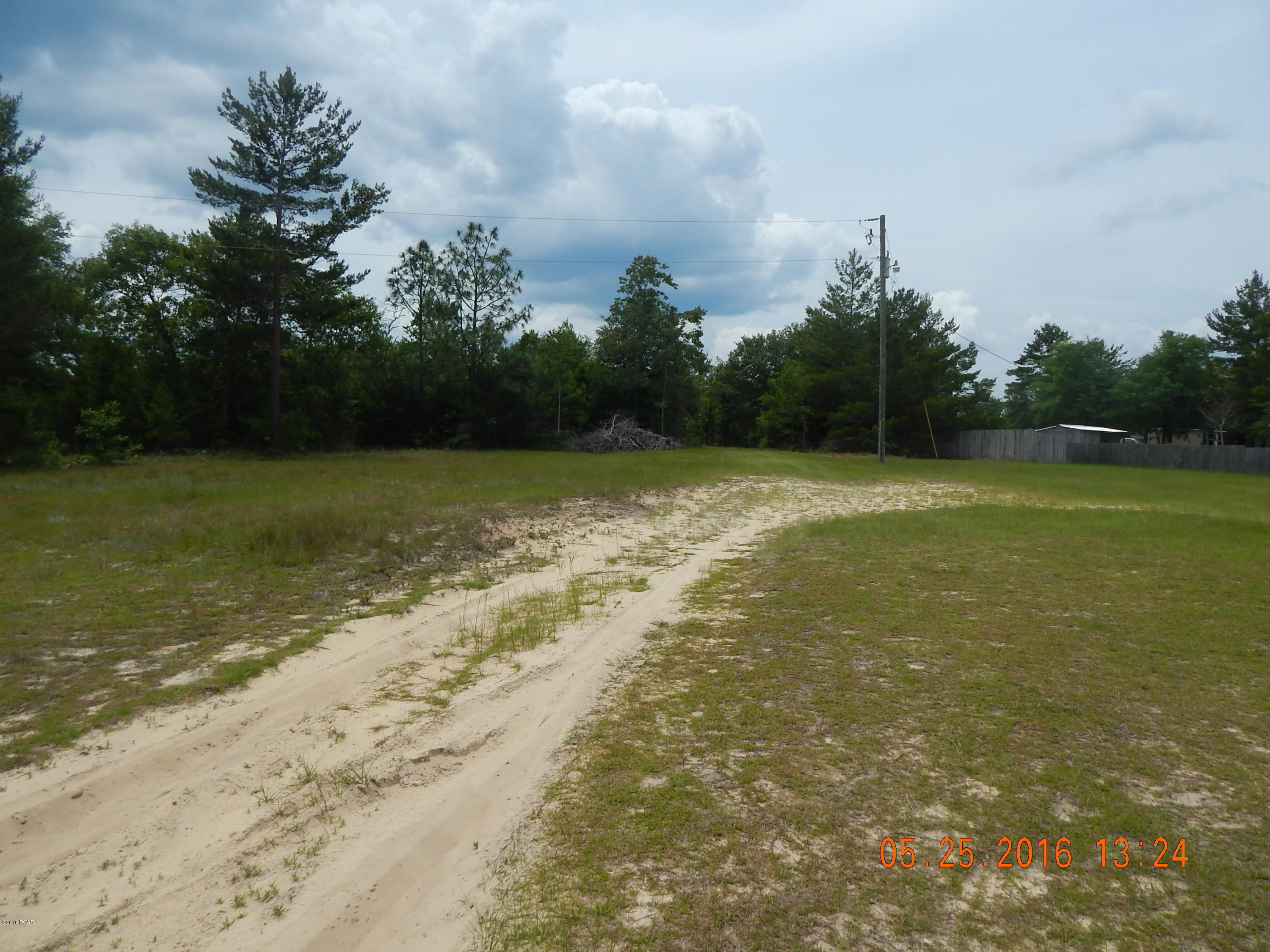 2982 Holmes Valley Road Vernon, FL 32462 - Photo 27 of 29 Gallery Image 27