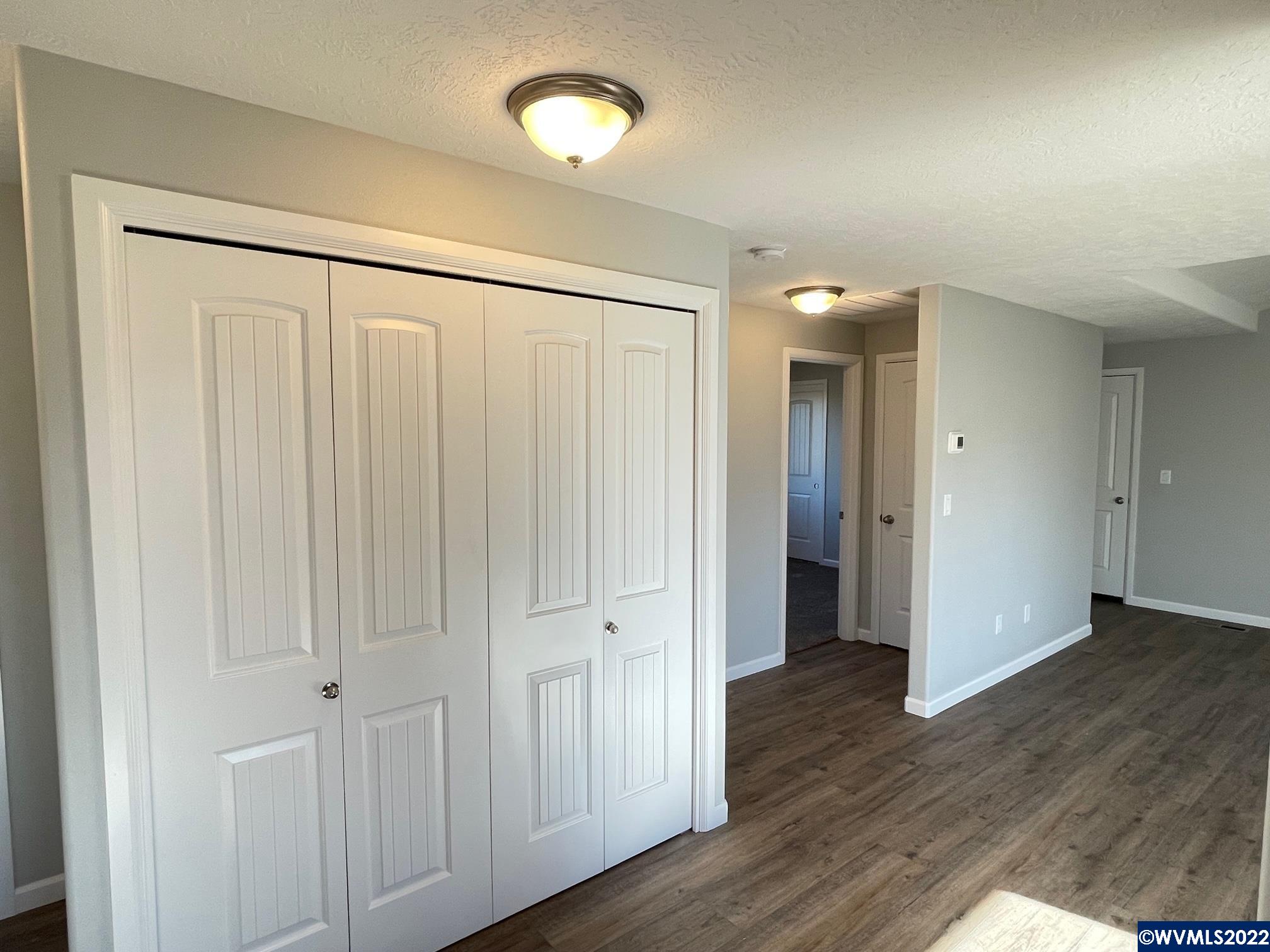 1250 Southwest Hop Street Albany, OR 97321 - Photo 17 of 34 Gallery Image 17
