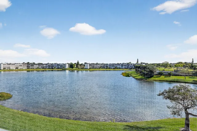 $1,600 | 4007 Cornwall East, Unit 4007, Boca Raton, FL 33434