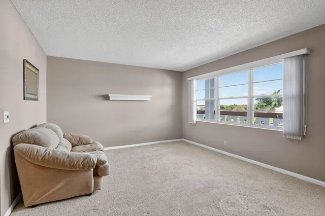 $1,600 | 4007 Cornwall East, Unit 4007, Boca Raton, FL 33434