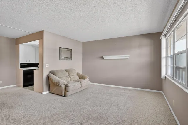 $1,600 | 4007 Cornwall East, Unit 4007, Boca Raton, FL 33434