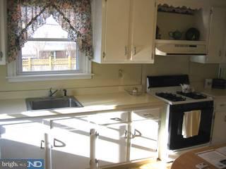 304 Paddock Road Havertown, PA 19083 - Photo 4 of 4
