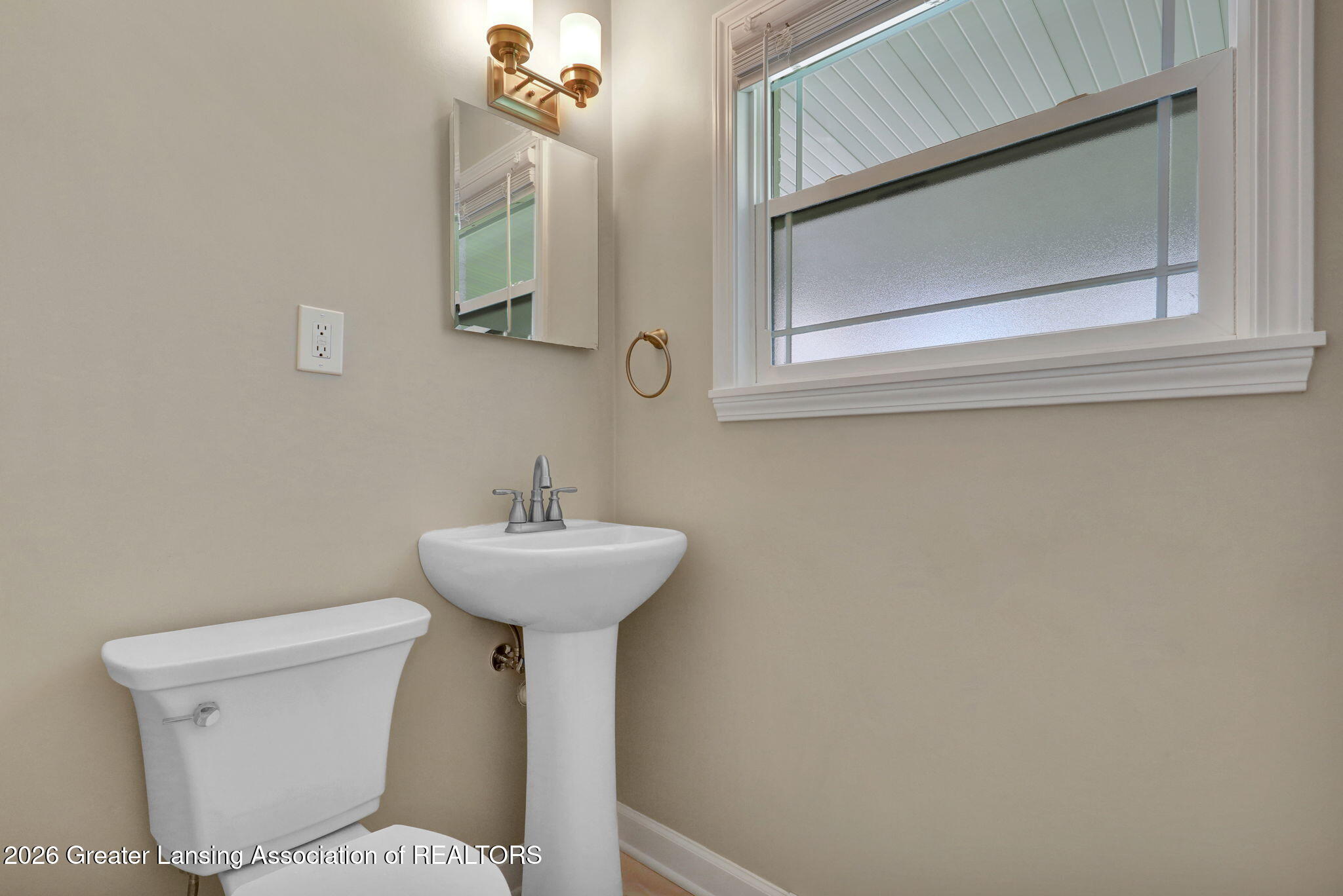 15499 Wood Road Lansing, MI 48906 - Photo 19 of 43 21-web-or-mls-Open Ended Media-18