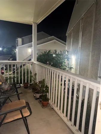 $119,999 | 2750 Holly Hall Street, Unit 1307, Houston, TX 77054