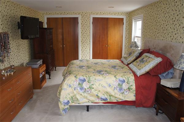 21 Auburndale Road Marblehead, MA 01945 - Photo 22 of 29