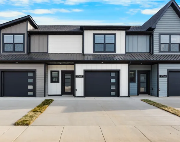 a house view with a outdoor space
