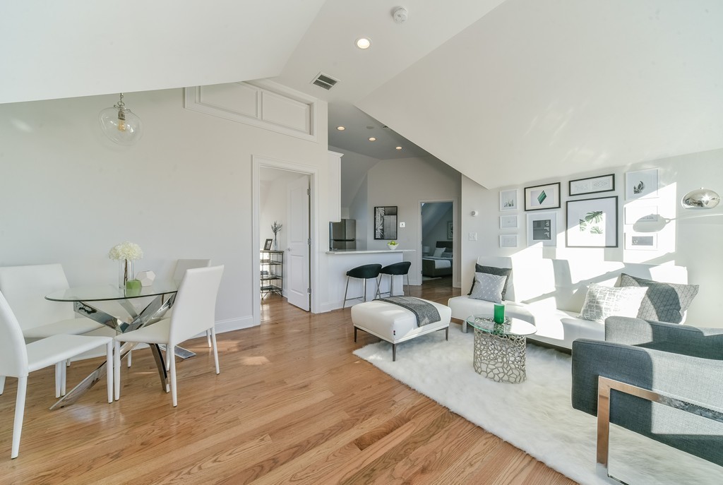 56 Hooper Street, Unit 3R Chelsea, MA 02150 - Photo 3 of 29