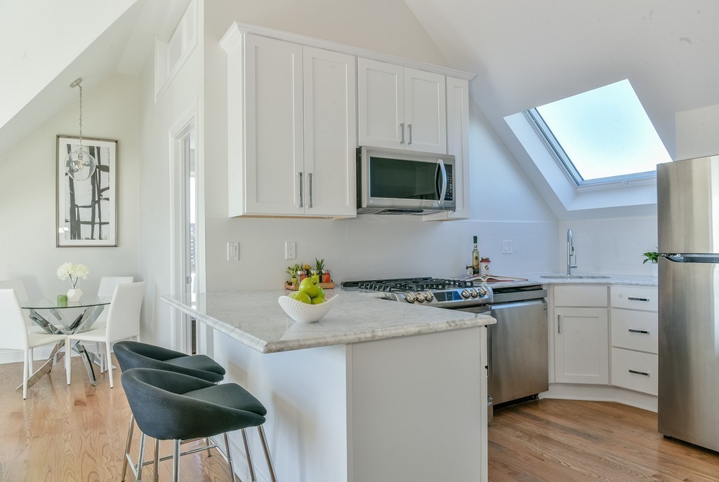 56 Hooper Street, Unit 3R Chelsea, MA 02150 - Photo 5 of 29