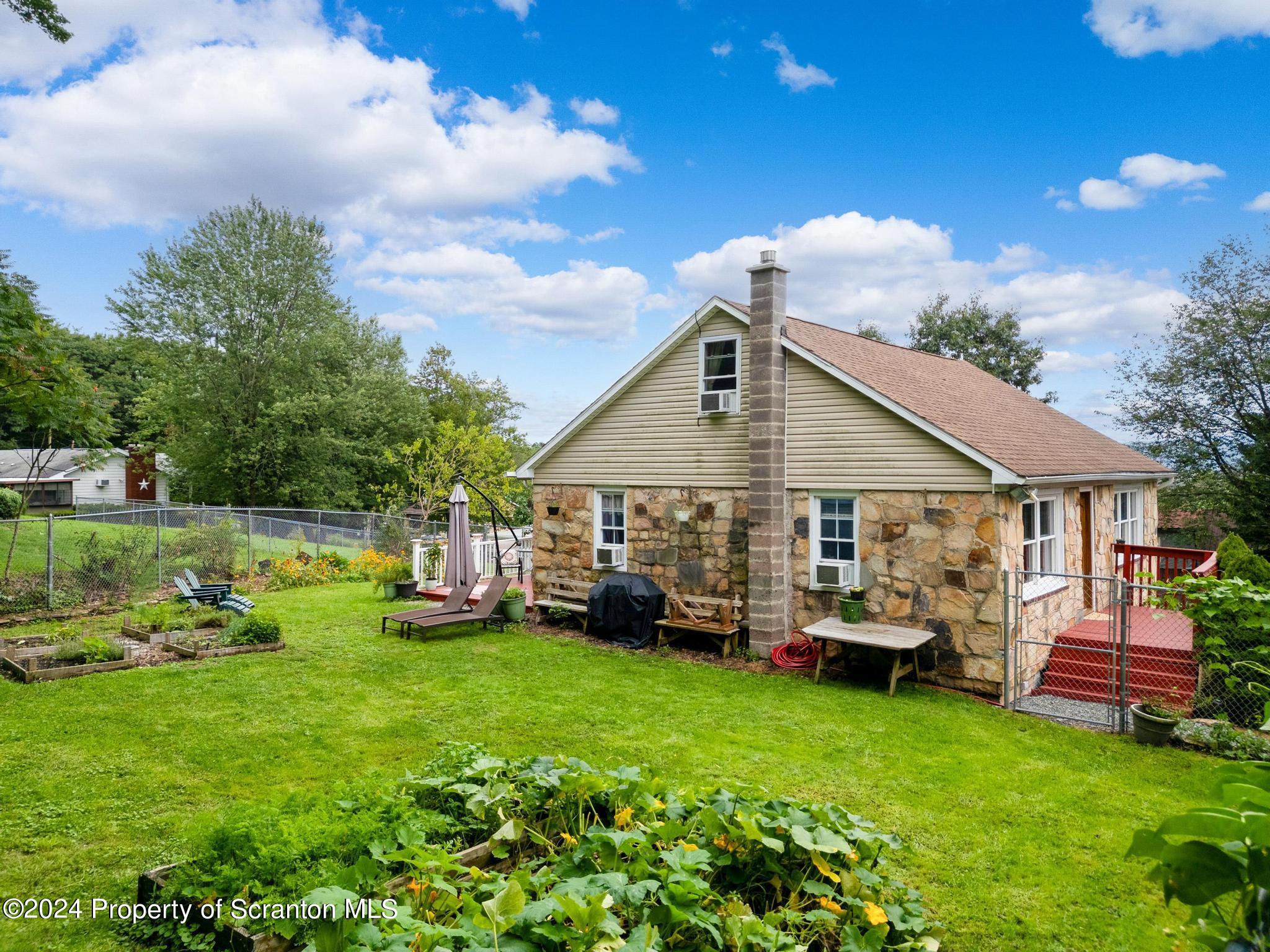 301 Newton Road, Unit REAR Scranton, PA 18504 - Photo 2 of 37 Gallery Image 2