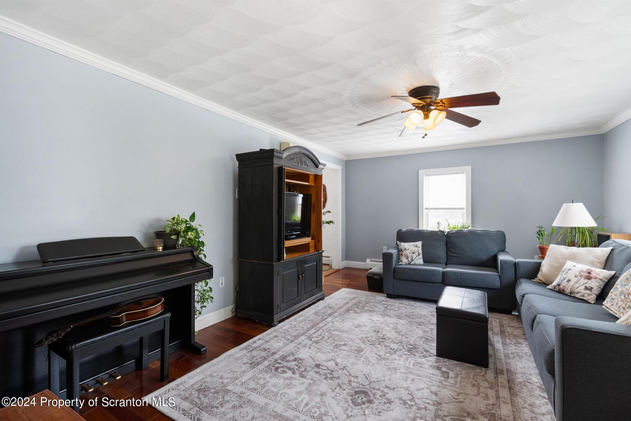 301 Newton Road, Unit REAR Scranton, PA 18504 - Photo 4 of 37 Gallery Image 4