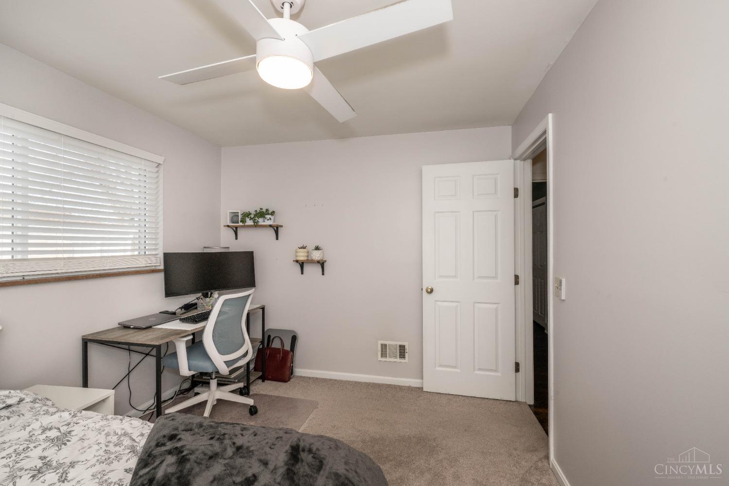 4451 Jessup Road Cincinnati, OH 45247 - Photo 27 of 43