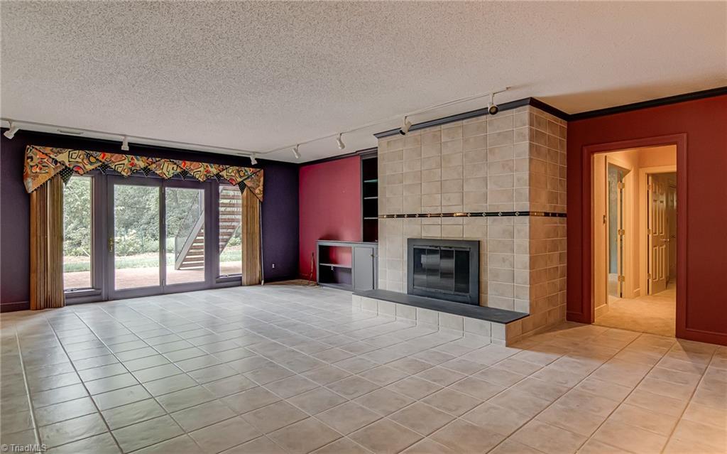 3141 Robinhood Road Winston-Salem, NC 27106 - Photo 13 of 29