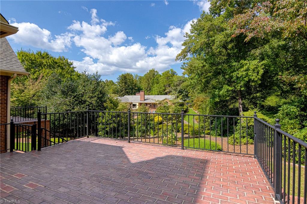 3141 Robinhood Road Winston-Salem, NC 27106 - Photo 17 of 29