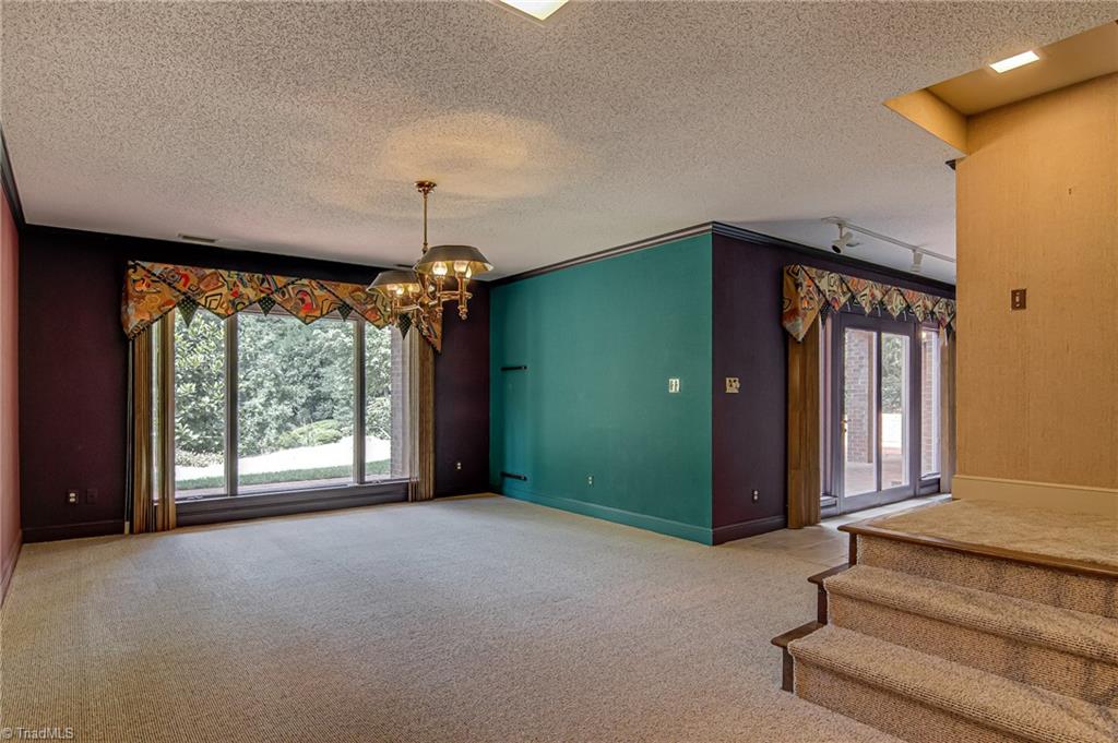 3141 Robinhood Road Winston-Salem, NC 27106 - Photo 10 of 29