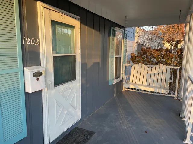$149,900 | 1202 East Parham Street, Marion, IL 62959
