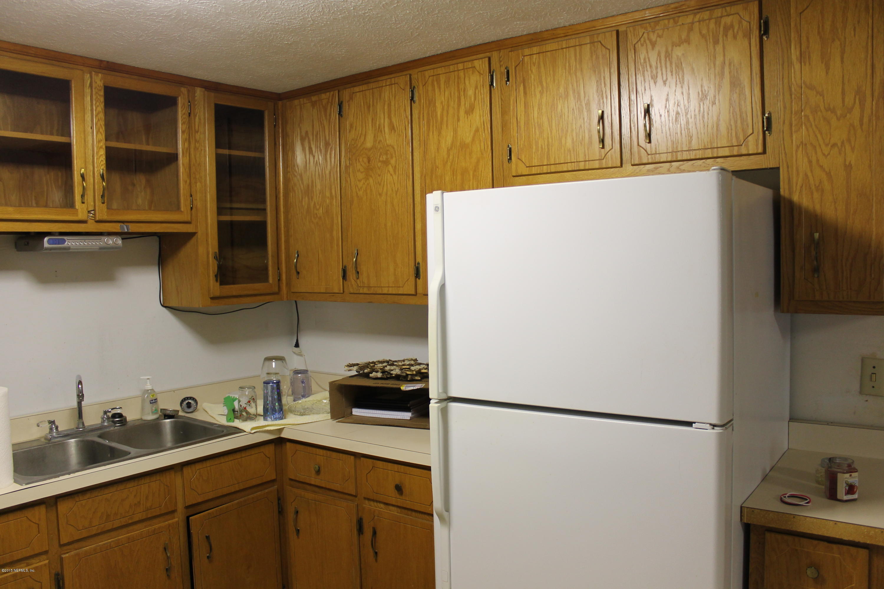 12540 Pulaski Road Jacksonville, FL 32218 - Photo 11 of 20 Newer Cabinets