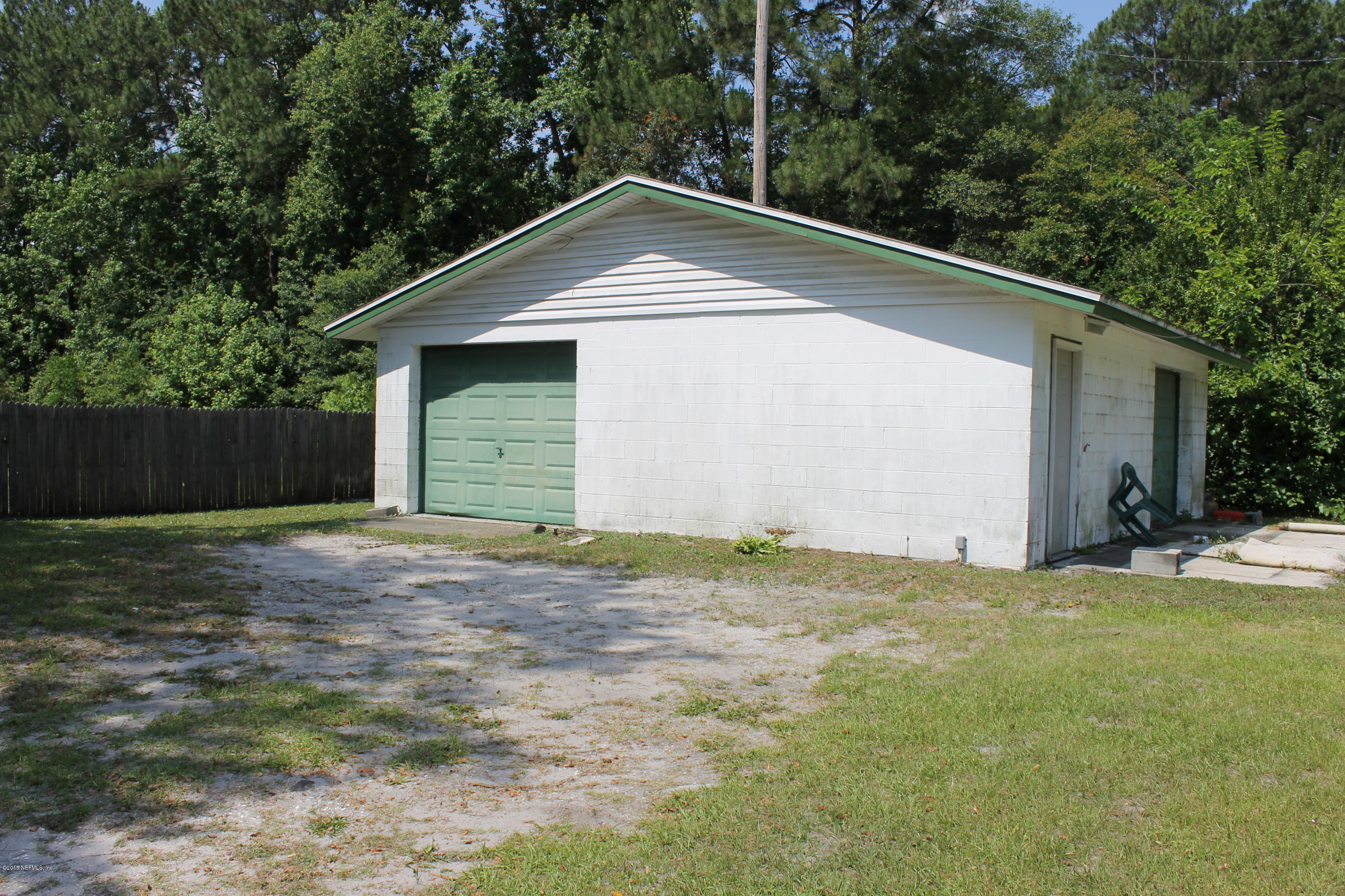 Large, Detached Garage!
