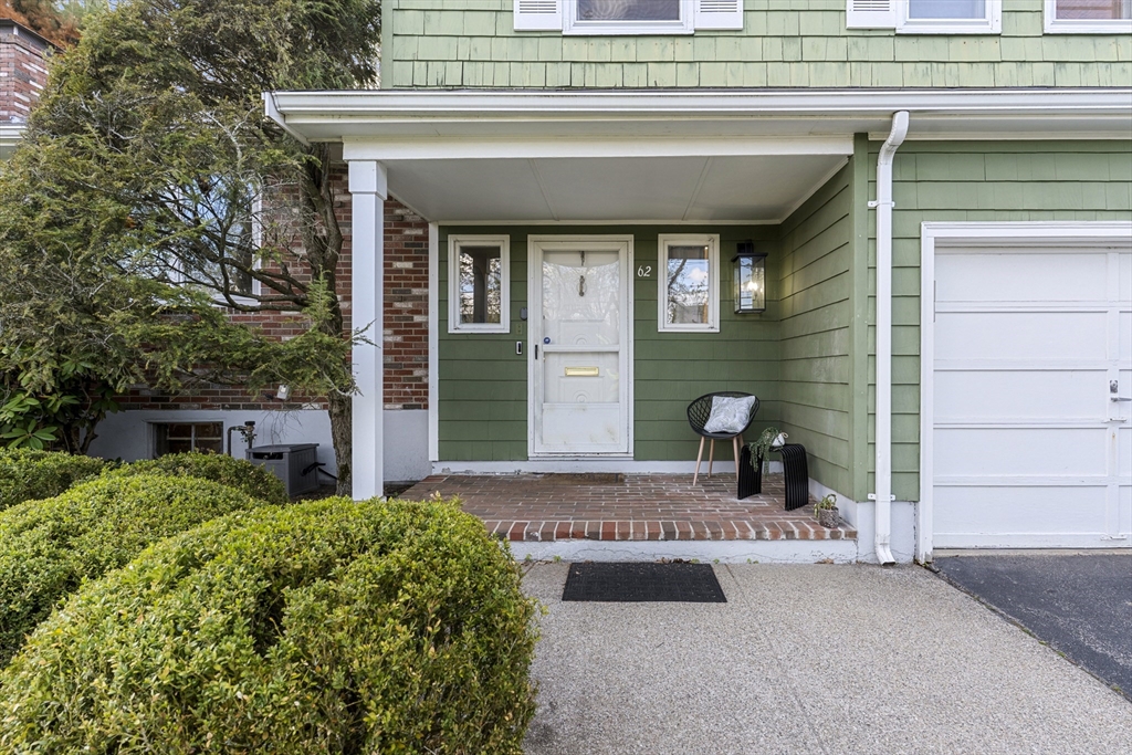 62 Lovett Road Newton, MA 02459 - Photo 31 of 38