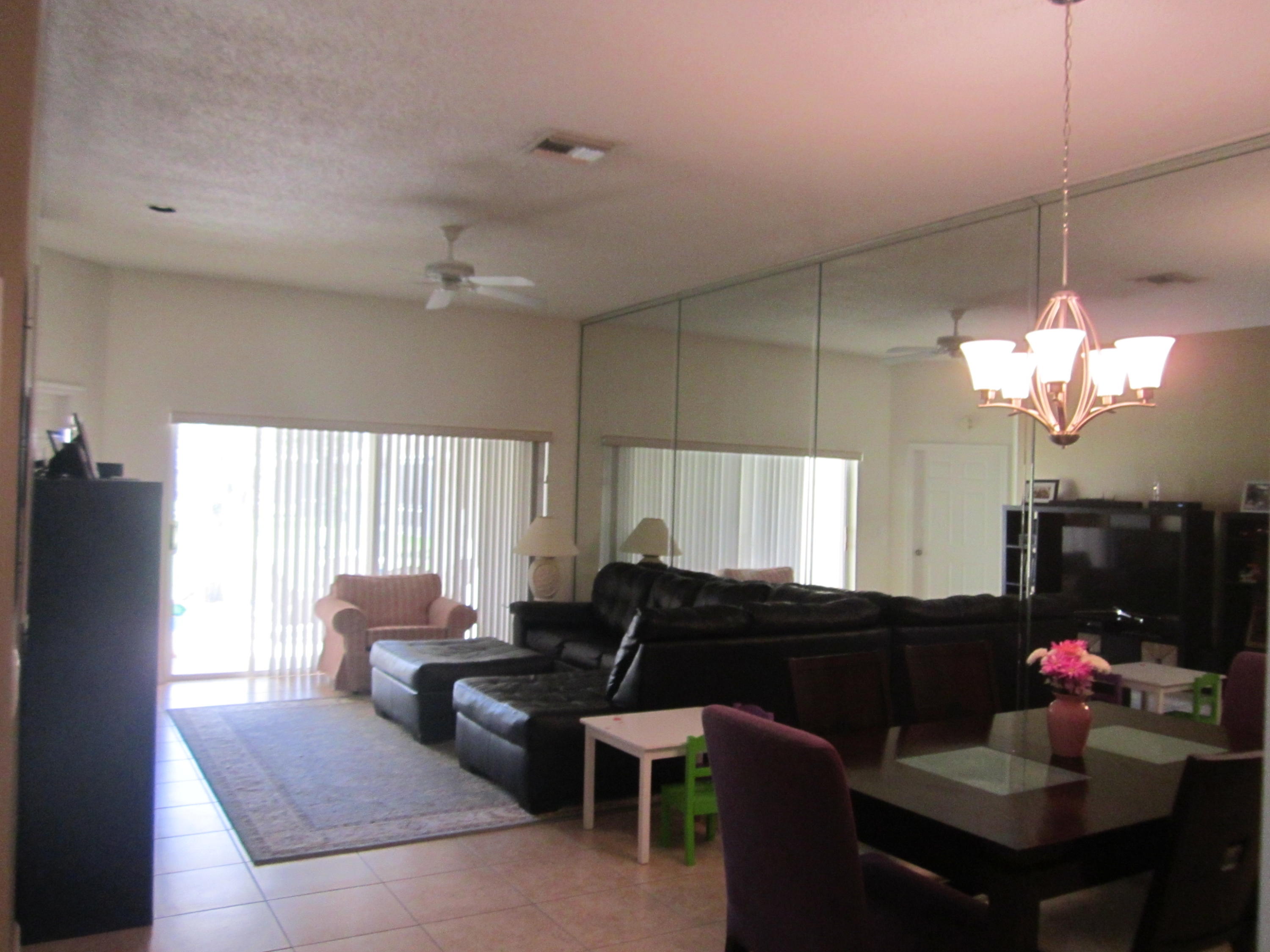 8560 Vía Serena Boca Raton, FL 33433 - Photo 3 of 17 Living Room/Dining Combo