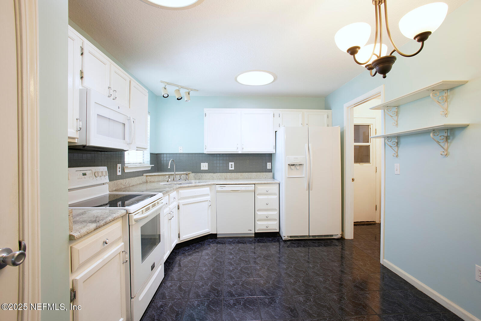 1524 Linkside Drive Atlantic Beach, FL 32233 - Photo 12 of 42 07.0_Kitchen_websize