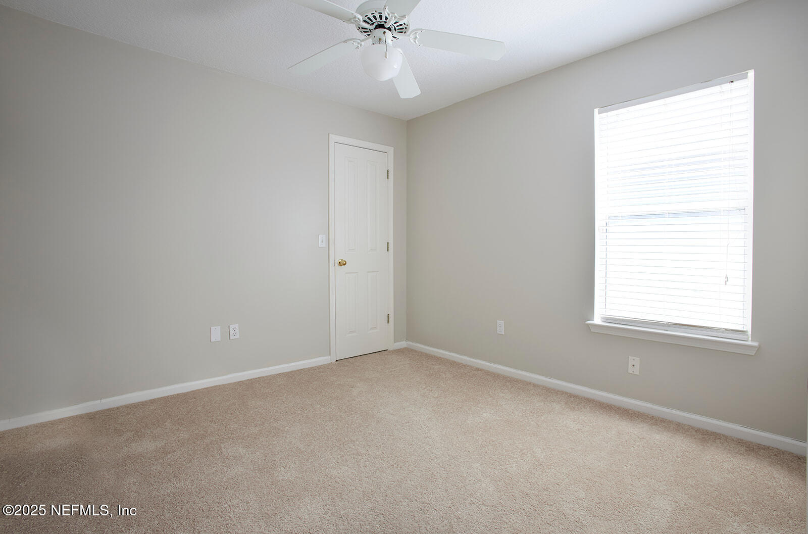 1524 Linkside Drive Atlantic Beach, FL 32233 - Photo 23 of 42 04.0_Guest_Room_websize