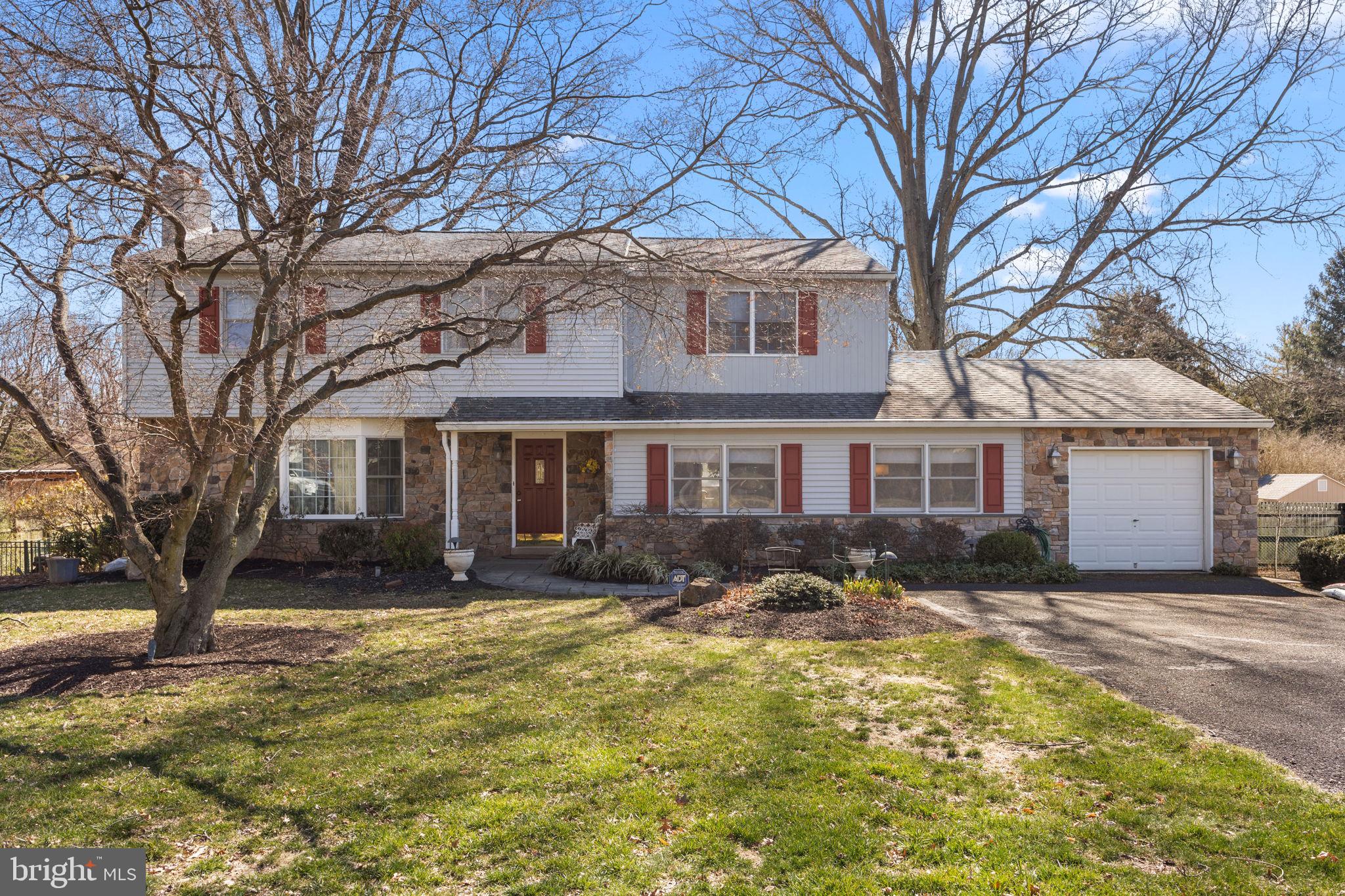 92 Bluebird Road Holland, PA 18966 - Photo 1 of 37 Gallery Image 1