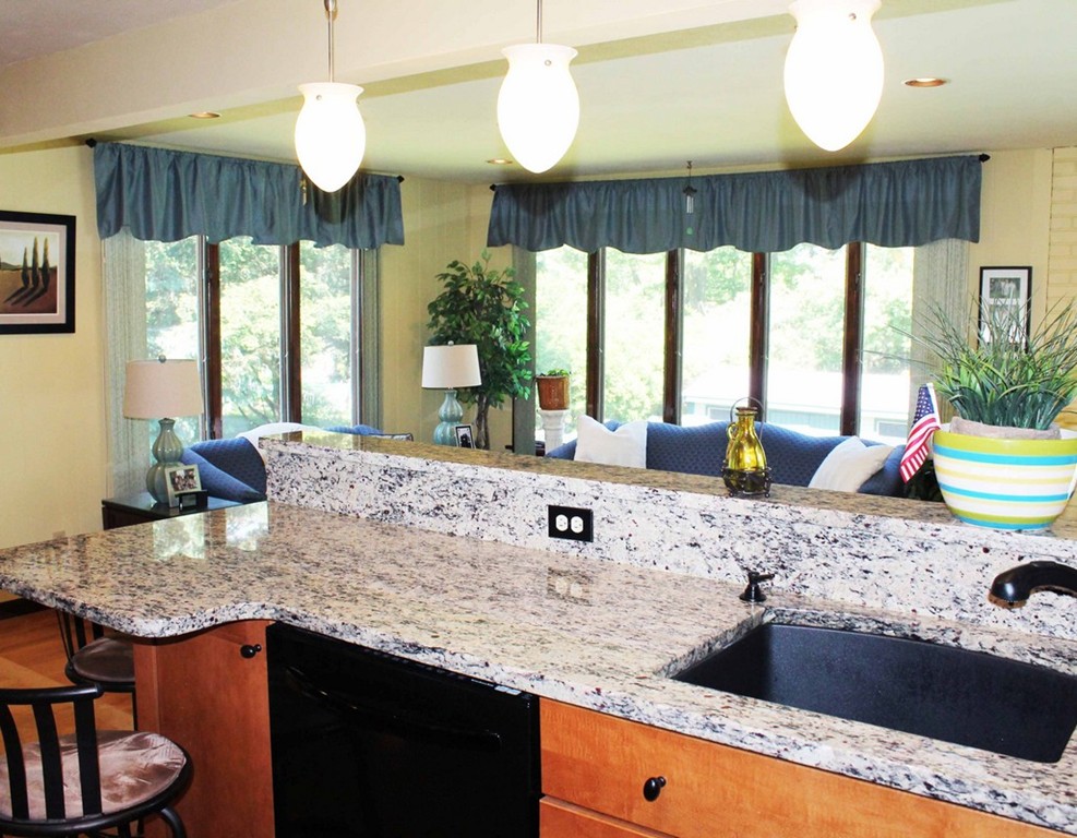 15 Chandler Road Burlington, MA 01803 - Photo 12 of 26 Gallery Image 12