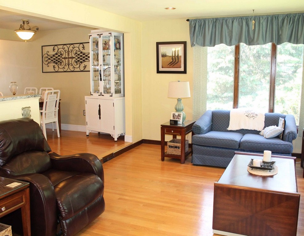 15 Chandler Road Burlington, MA 01803 - Photo 10 of 26 Gallery Image 10