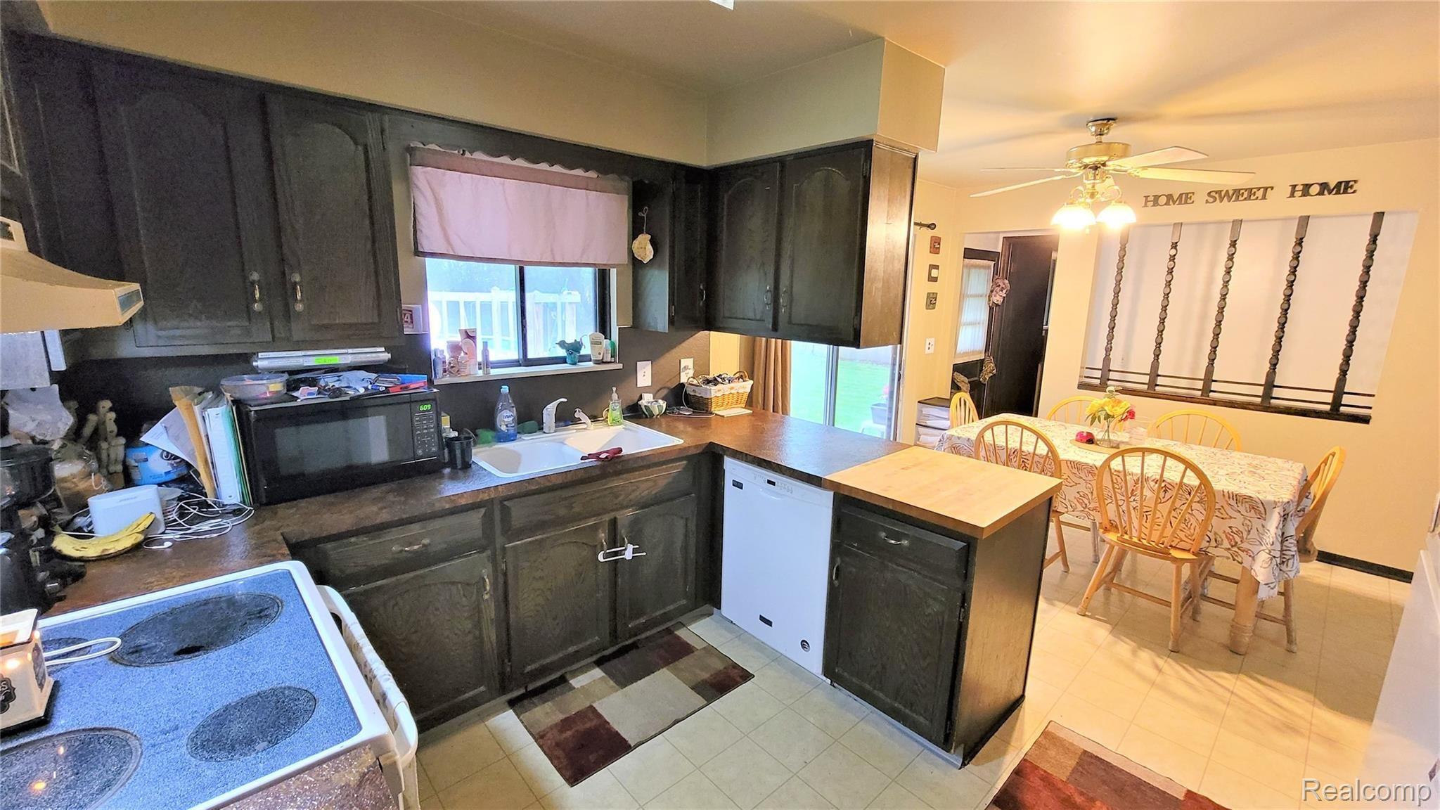 5474 Deland Road Flushing, MI 48433 - Photo 8 of 42 20210622_181133.jpg