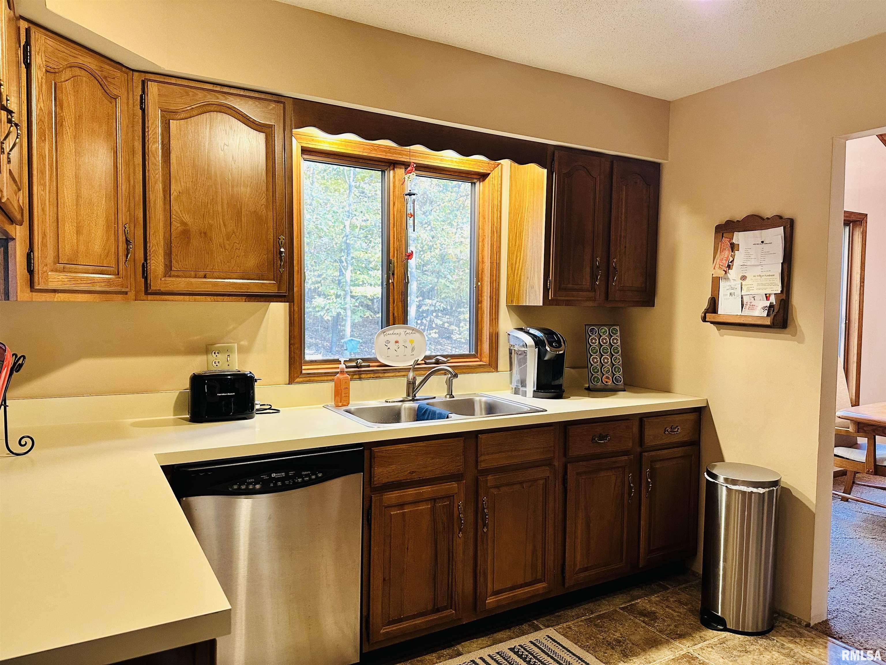 2185 Lick Creek Road Anna, IL 62906 - Photo 13 of 42 Gallery Image 13