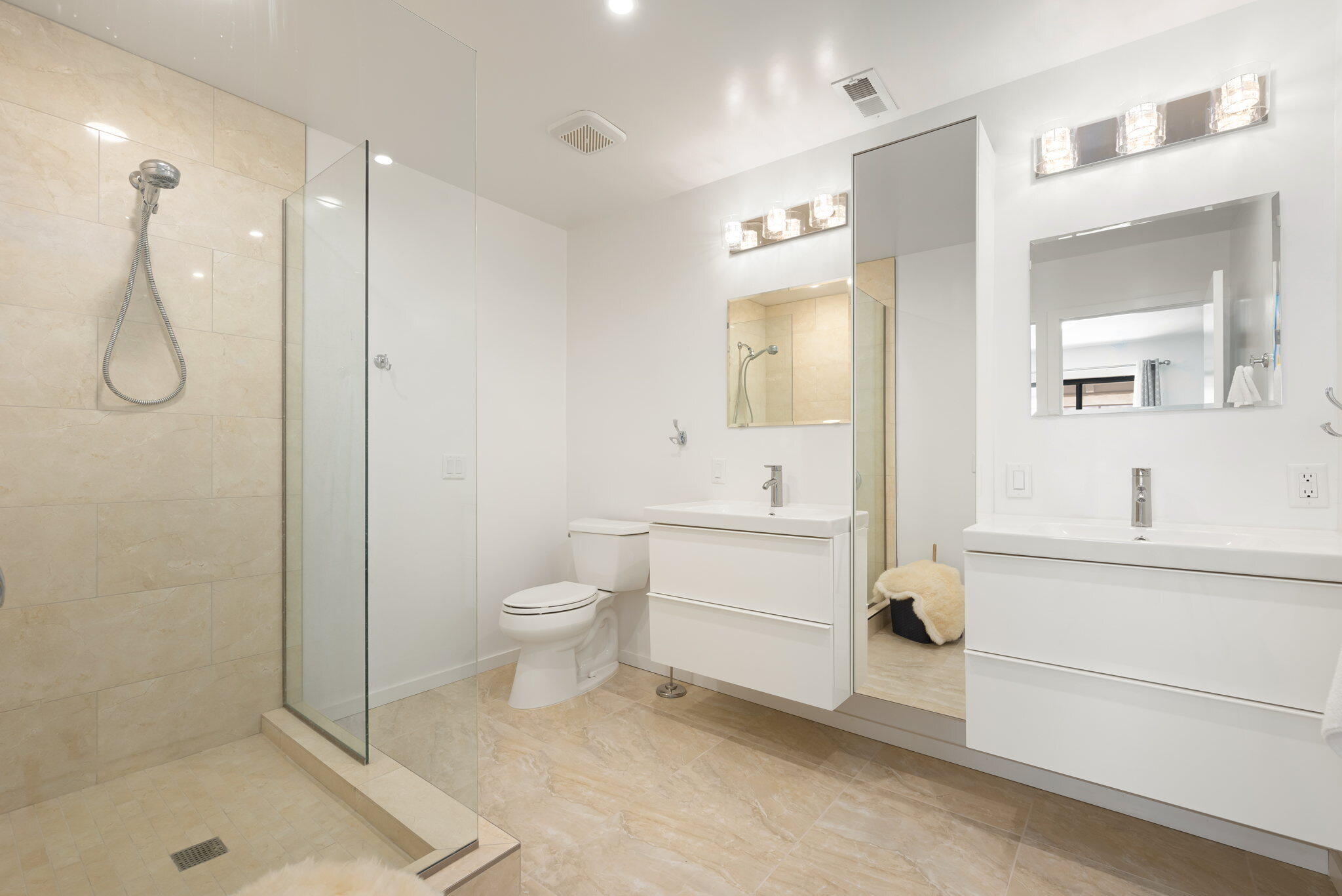 349 West Mariscal Road Palm Springs, CA 92262 - Photo 32 of 34 a bathroom with a toilet sink and shower