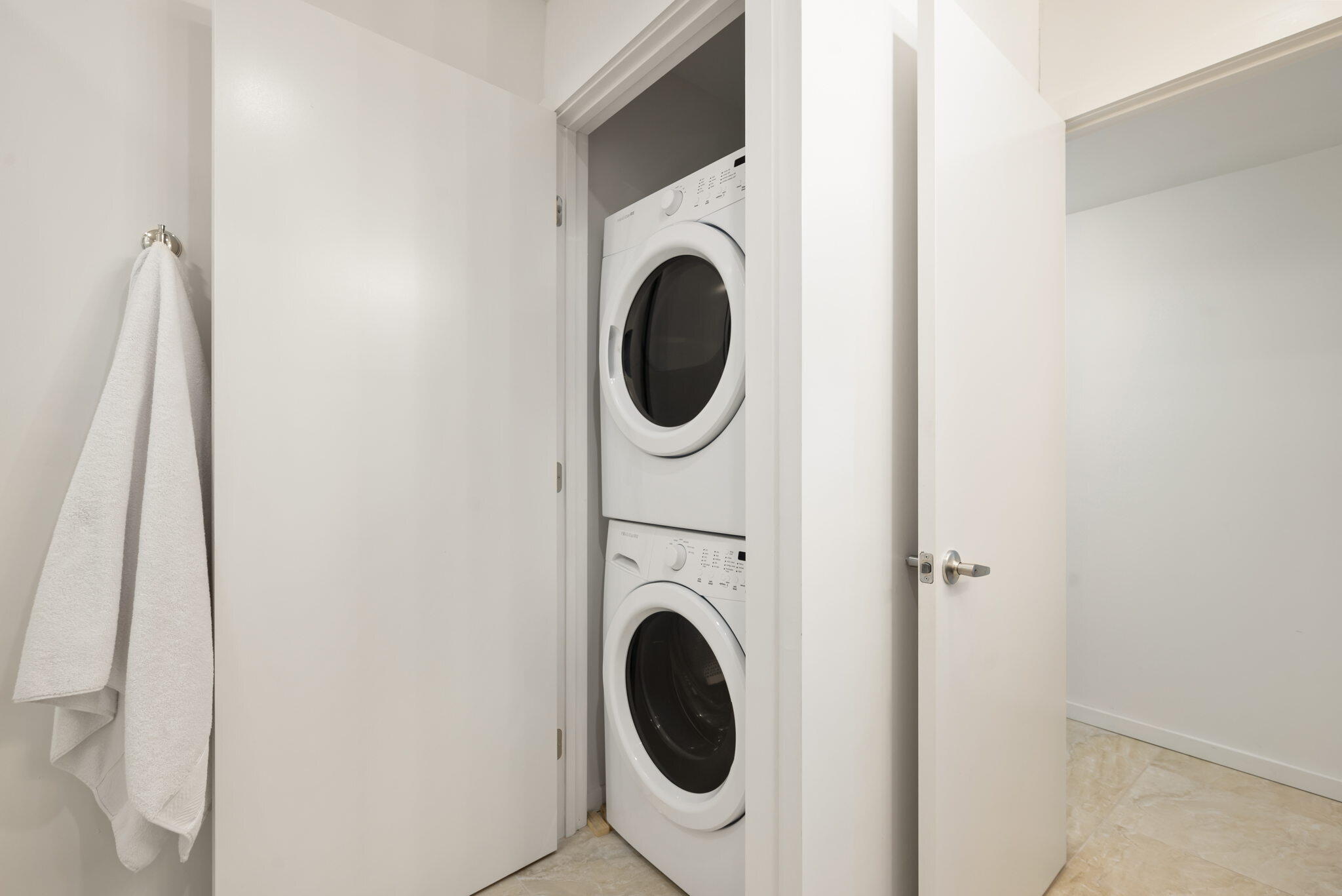 349 West Mariscal Road Palm Springs, CA 92262 - Photo 34 of 34 a utility room with dryer and washer